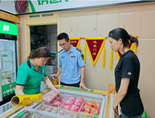 部门聚焦新型经营模式 全力守护市场秩序麻将胡了2试玩网站南京市六合区市场监管(图1)